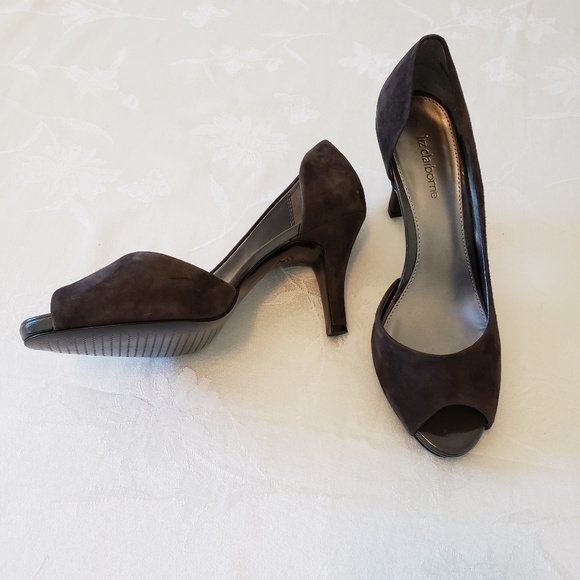 Liz Claiborne Shoes - 4/$25 Liz Claiborne Jasmine gray
